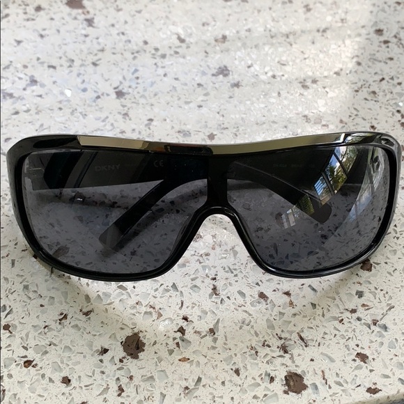 Dkny Accessories - DKNY Sunglasses